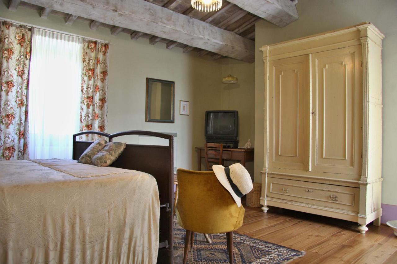 Bed and Breakfast Poggio Dei Prugnoli Tavoleto Exterior foto
