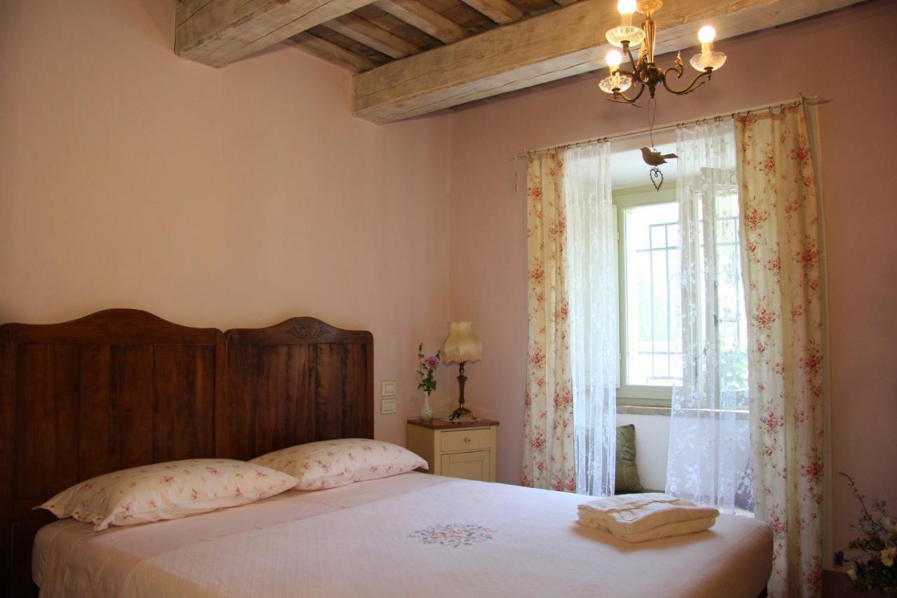 Bed and Breakfast Poggio Dei Prugnoli Tavoleto Exterior foto