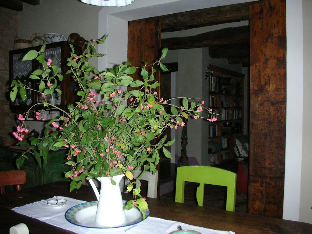 Bed and Breakfast Poggio Dei Prugnoli Tavoleto Exterior foto