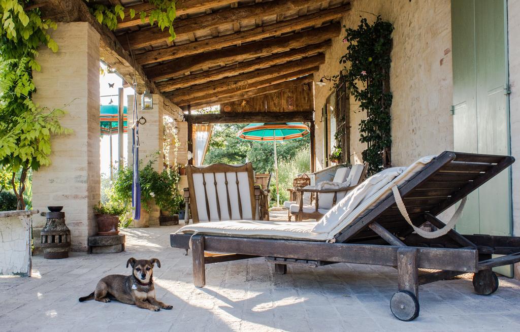 Bed and Breakfast Poggio Dei Prugnoli Tavoleto Exterior foto