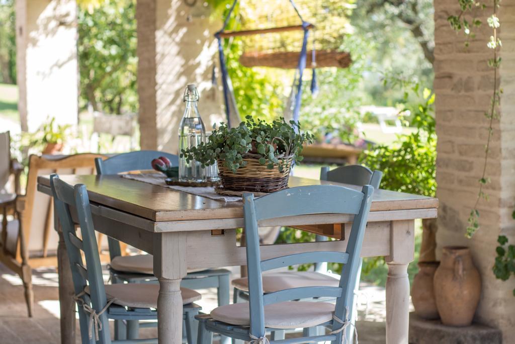 Bed and Breakfast Poggio Dei Prugnoli Tavoleto Exterior foto