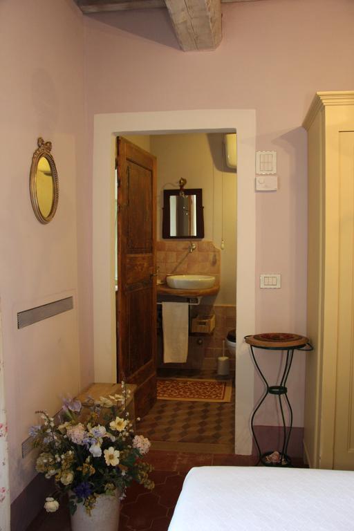 Bed and Breakfast Poggio Dei Prugnoli Tavoleto Exterior foto